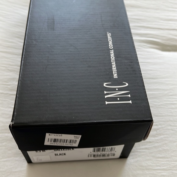 Inc brand black flats - Picture 7 of 8